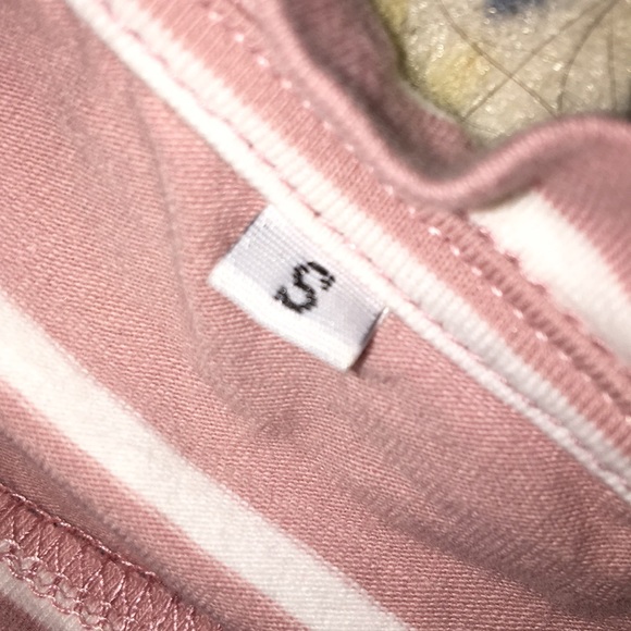 !!BUNDLE!! 2 striped SHEIN crop tops - Picture 3 of 3